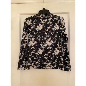 Under Armour ski snowboard long sleeve base layer.